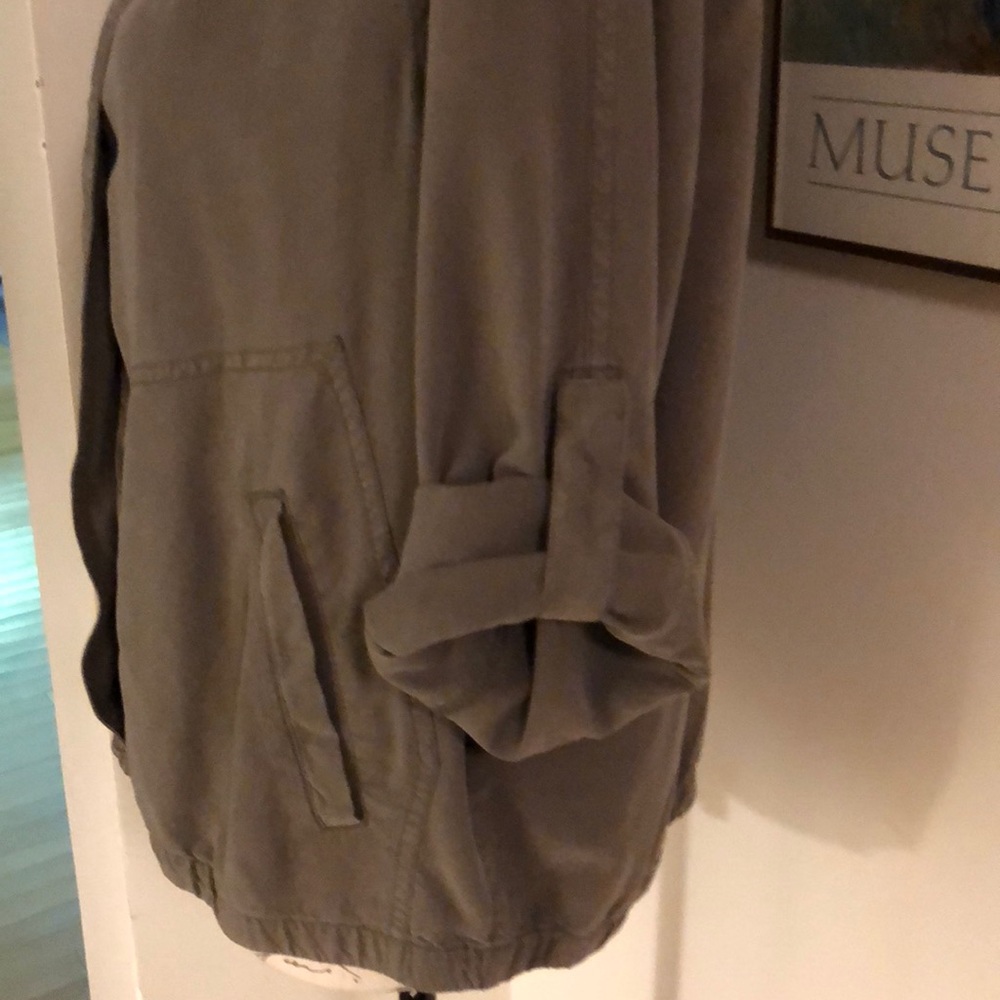 Silk jacket - Picture 4 of 8
